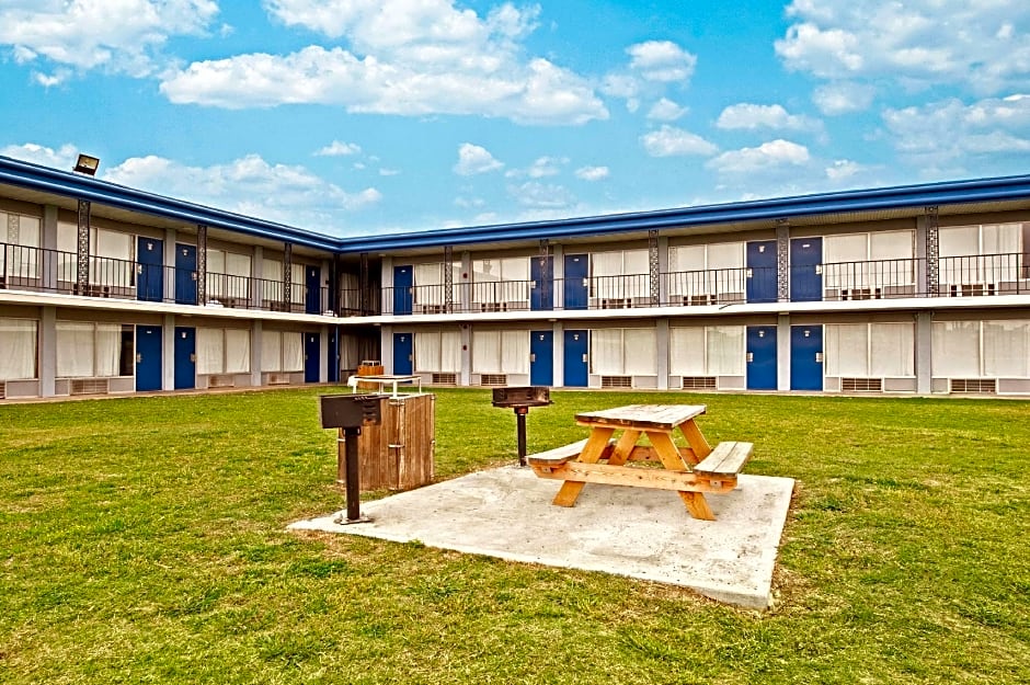 Americas Best Value Inn Garland