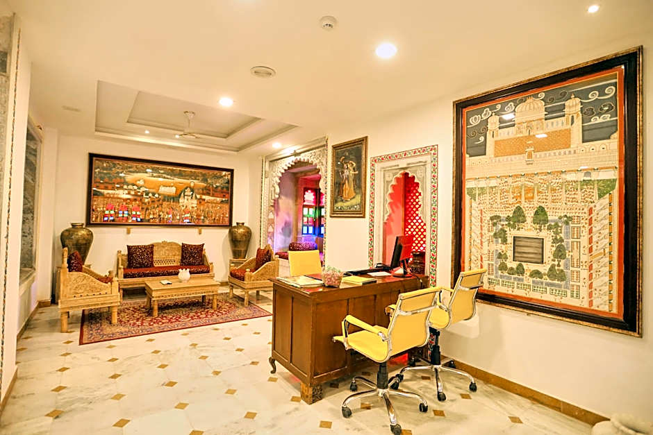 Bloom Boutique I Lake Pichola