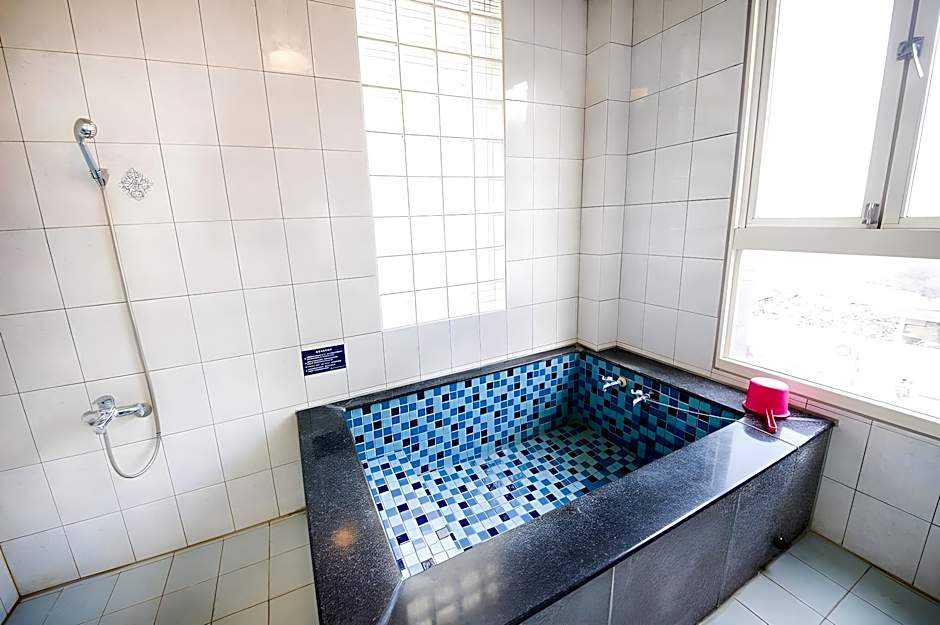 Aoike Hot Spring Hotel