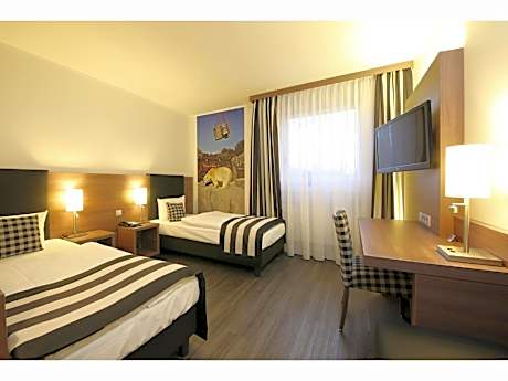 Classic Twin Room
