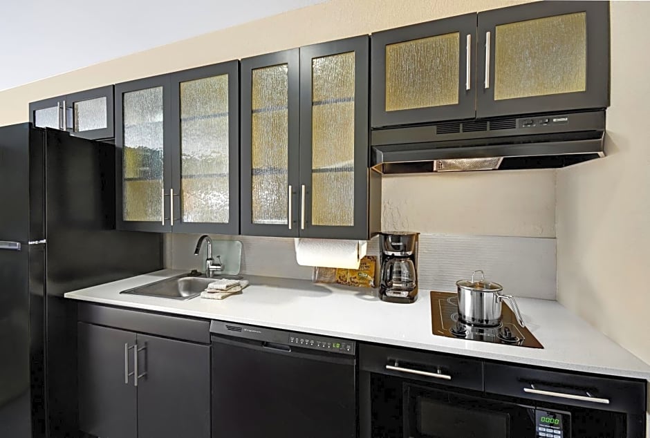 Candlewood Suites Sumter, an IHG Hotel