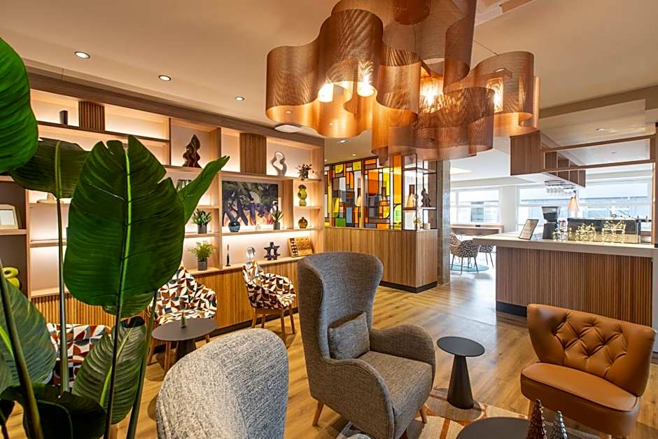 Campanile Reims Centre - Cathedrale