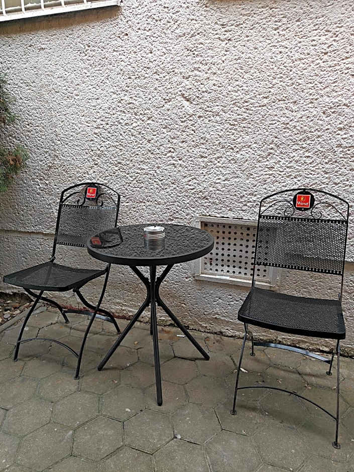 Parrot district apartments