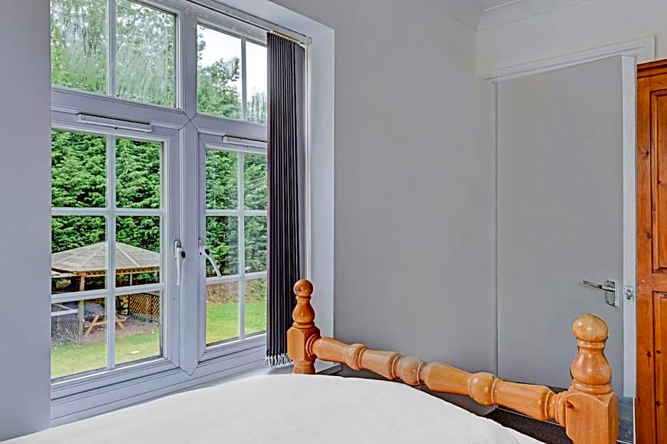 The Gables Hotel, Birmingham Airport