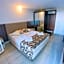 Jijo's Hotel