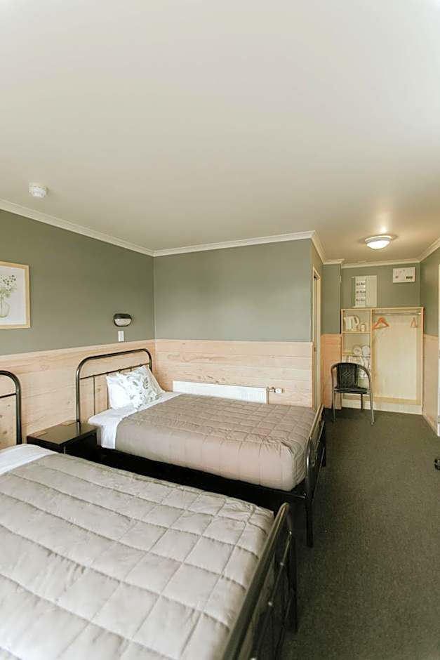 Waitomo Village Chalets home of Kiwipaka