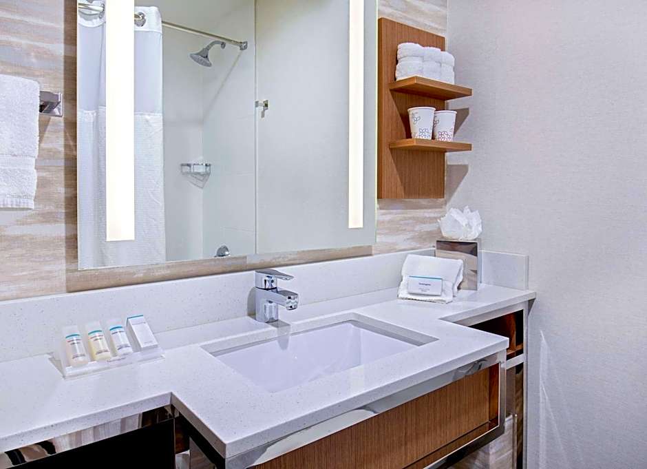 Hilton Garden Inn Chelsea