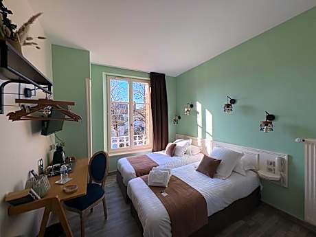 Twin Room with Garden View