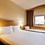 ibis London Luton Airport