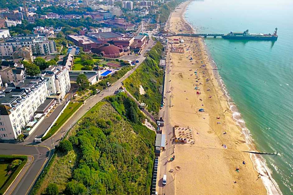 Bournemouth Highcliff Marriott Hotel