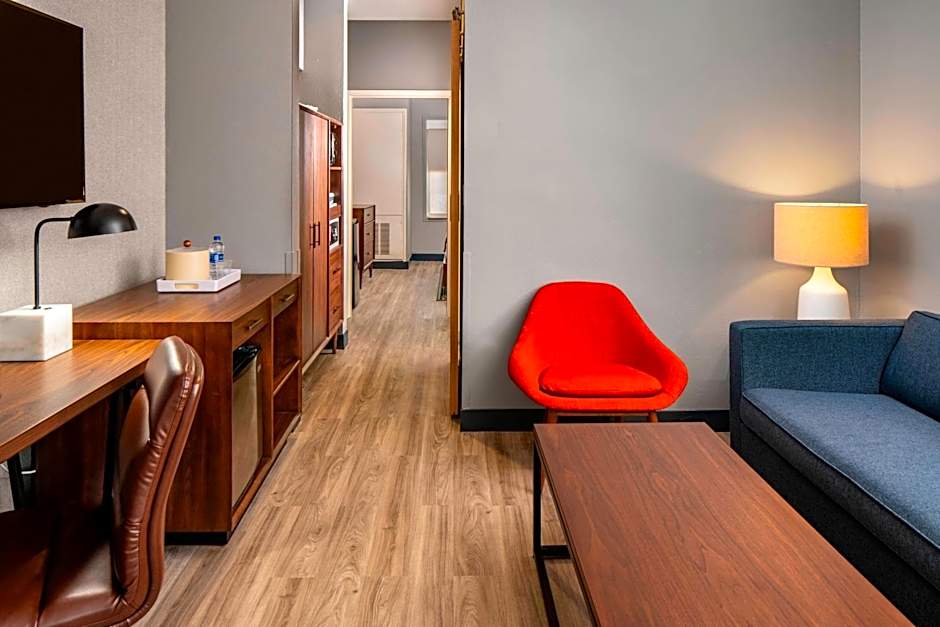 Four Points by Sheraton Dallas Arlington Entertainment District