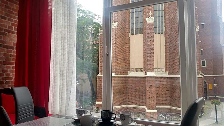 hostelswidnicka24
