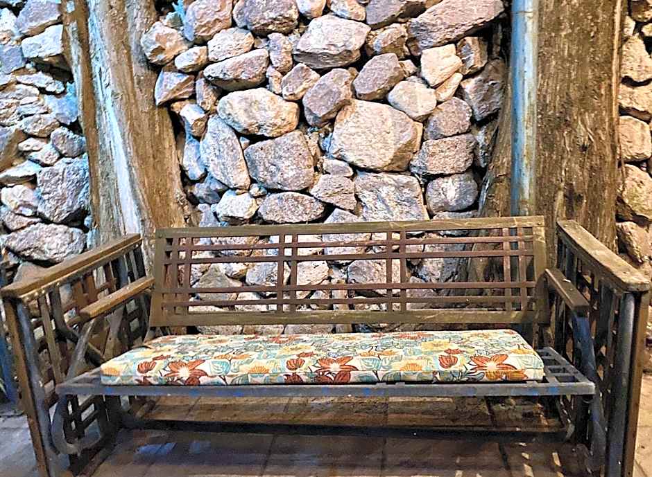 Magnolias Jardin & Boutique Suites