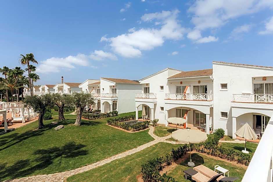 Garden Saladina - Adults Only