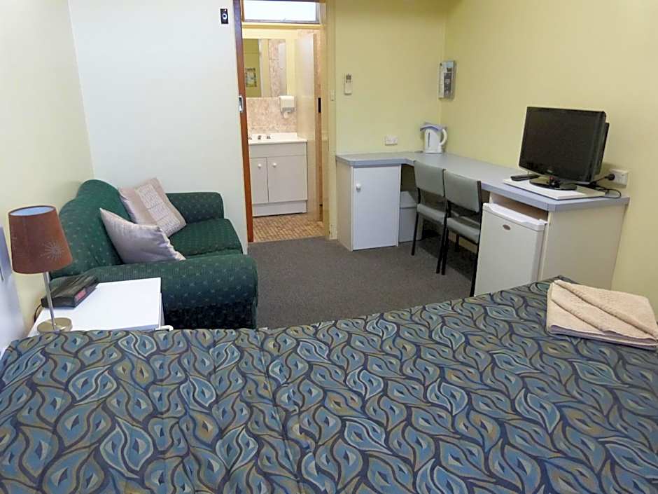 Grand Central Motel
