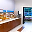 Holiday Inn Express St. Petersburg North / I-275 By IHG