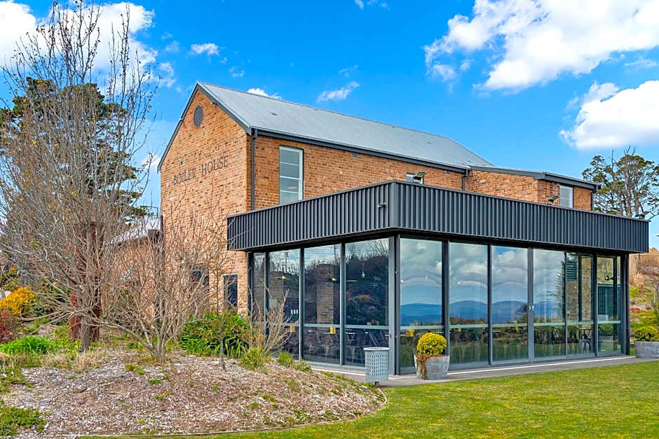 Hydro Majestic Blue Mountains