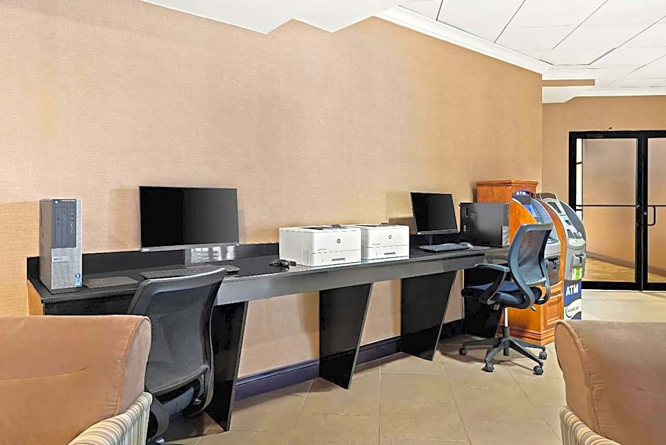 Quality Hotel Philadelphia Airport