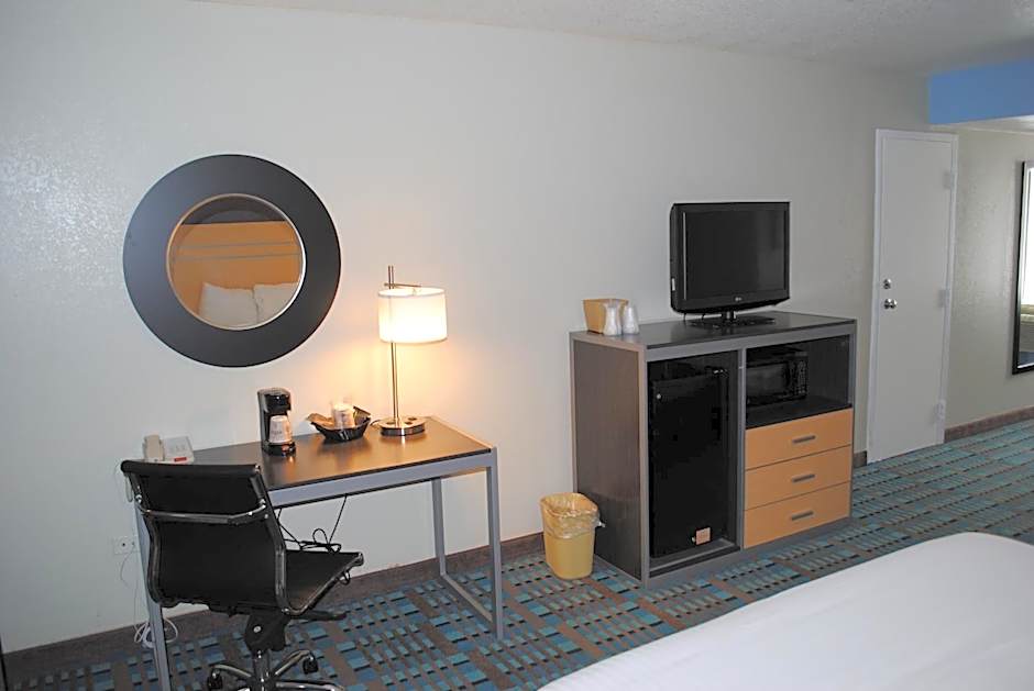 Studio 6  Amarillo, TX West Medical Center