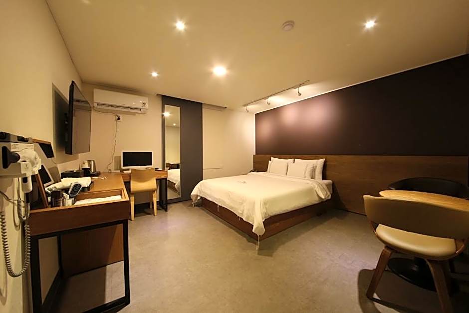 Winner Hotel