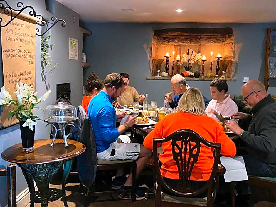 Kings Head - Riverside, Ravenstonedale