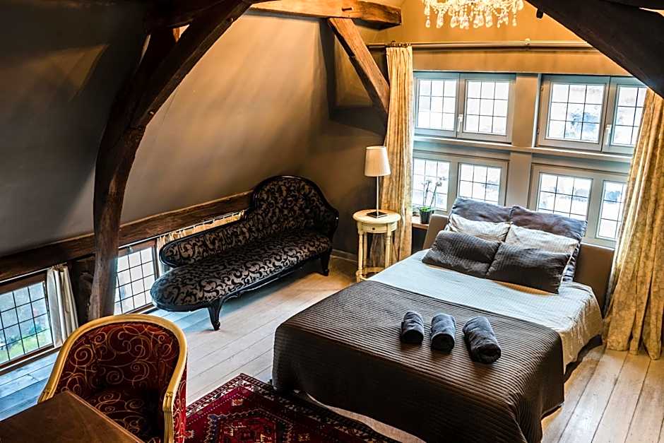 Aparthotel De Beek Anno 1410