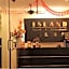 OYO 44078 The Island Hotel