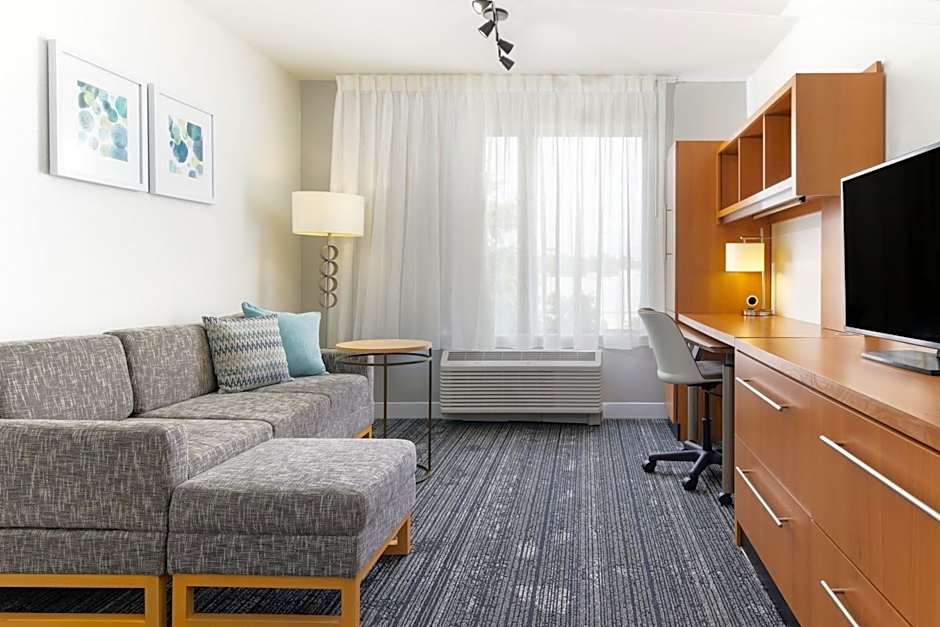 TownePlace Suites by Marriott Erie