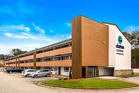 Clarion Pointe Kennesaw Town Center