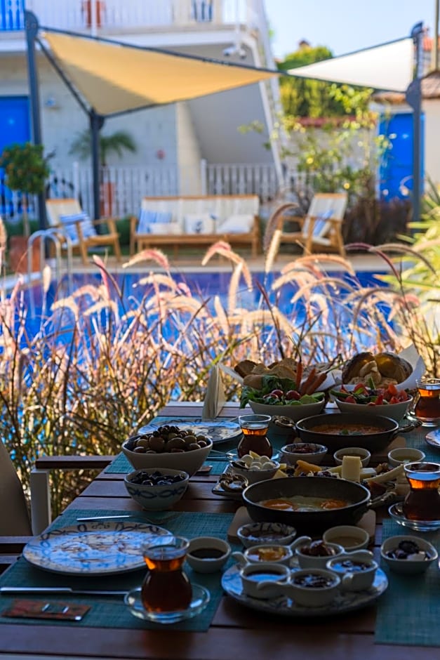 Rhodium Hotel Alaçatı