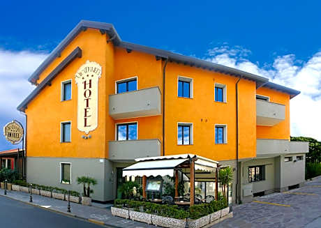 New Automatic Villa Daniela