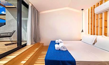 Maisonette with Private Pool