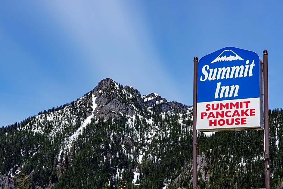 The Summit Inn