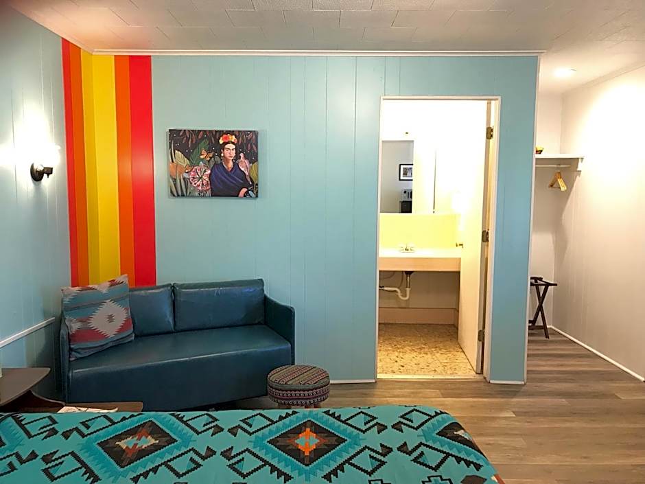 Hotel Kitsmiller on Main