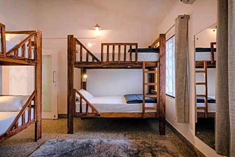 Bed in 4-Bed Mixed Dormitory Room