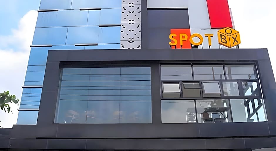 Front One Inn Kediri