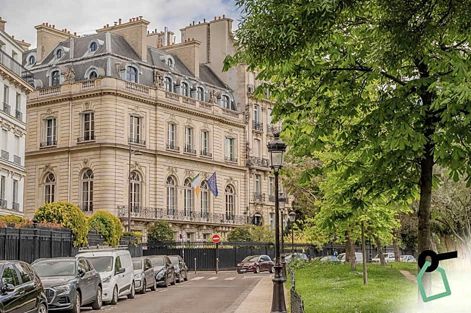 Hotiday Room Collection - Paris Arc de Triomphe