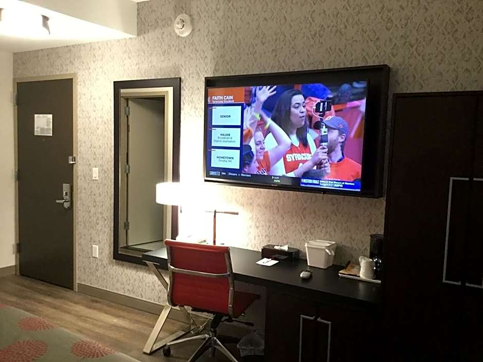 Ramada by Wyndham Bronx Terminal