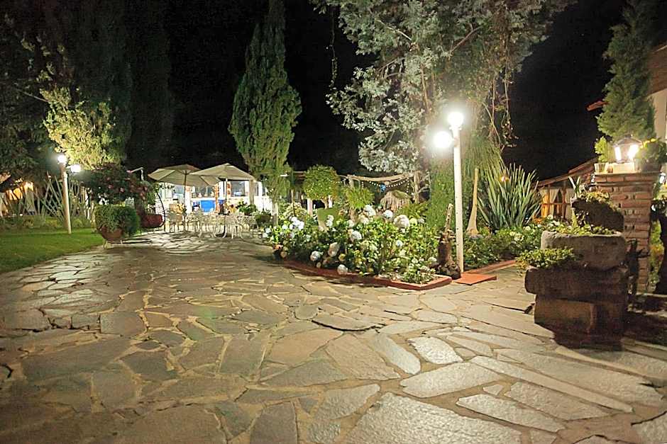 Htl & Villas Las Glorias Mazamitla, céntricas, parking, jardín