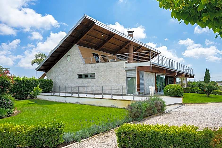 Casale Delle Ronde B&B