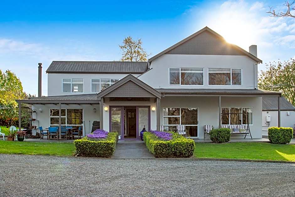 Maxwell's Golf Retreat