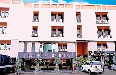 Jains Hotel Rajhans