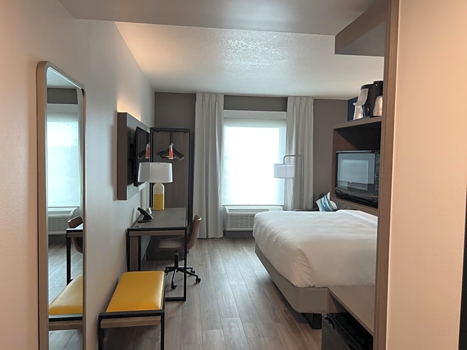 Comfort Inn & Suites New Port Richey Downtown District