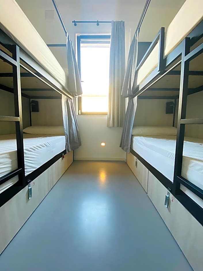 We Street Hostel - El Arenal-Albergue Turístico