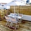 Residence Clos des Aigrettes -Appartements a 30m du Port de La Cotiniere , Ile d Oleron -commerces et plages a pied