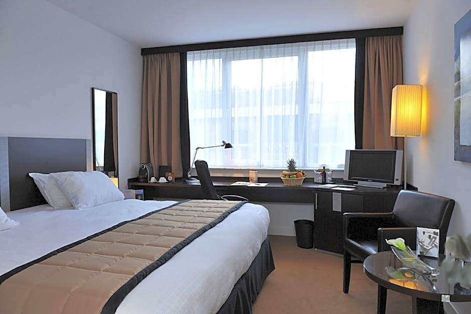 Progress Hotel