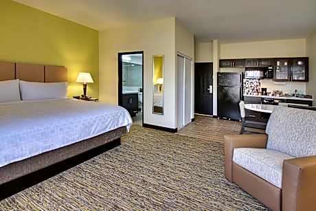 King Studio Suite