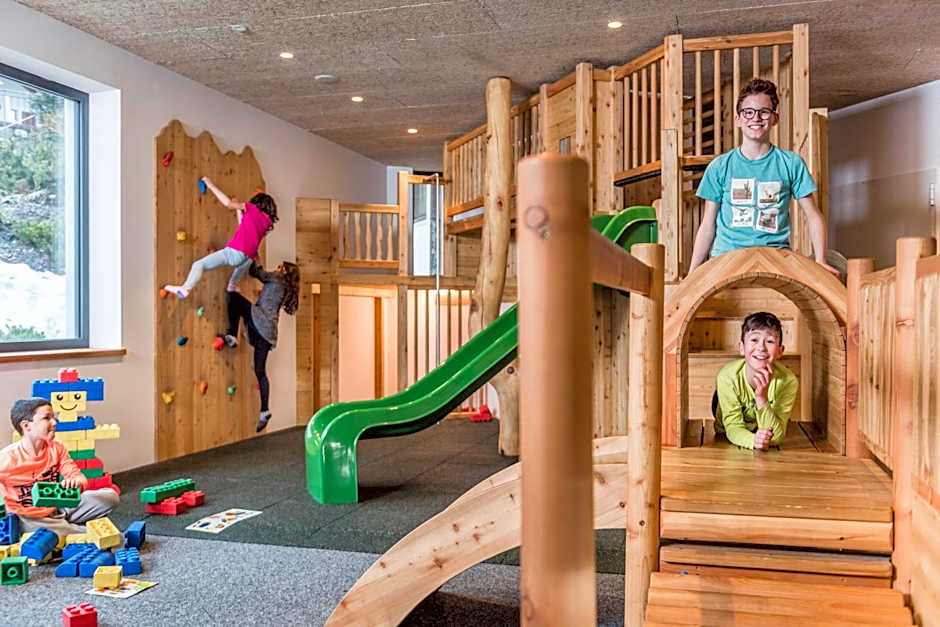 Luxury Lodge - Lener Express