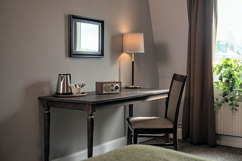 Home Hotel Uman