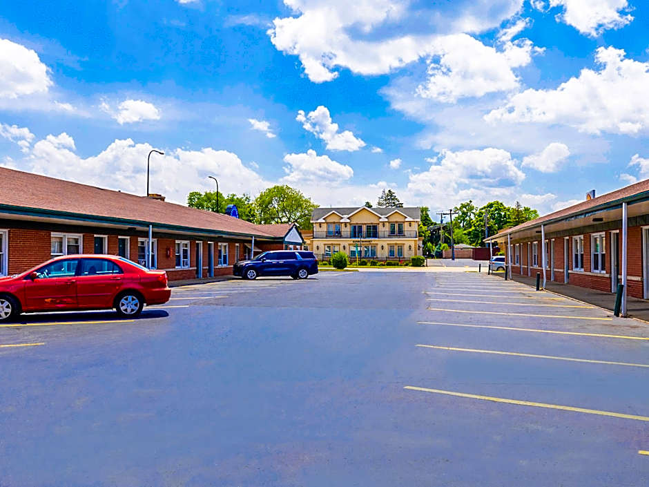 Manor Motel By OYO Near Oak Brook Chicago Westchester